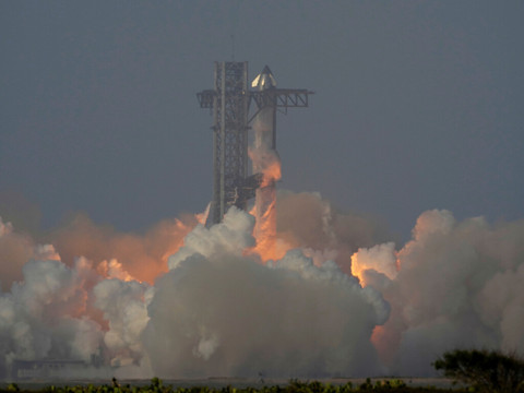 Nouvelle explosion du vaisseau de Starship lors du 9e vol d'essai