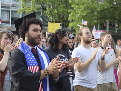 Face aux mesures de Trump, l'angoisse des étudiants étrangers