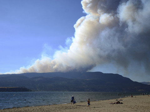 Feux de forêt au Canada: évacuation de 17'000 personnes