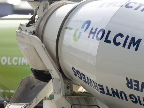 Holcim bâtit une usine à 400 millions d'euros en Grèce