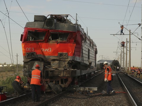 Deux ponts ferroviaires s'effondrent en Russie: au moins 7 morts