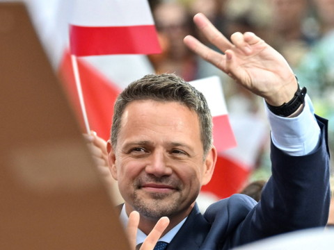 Présidentielle en Pologne: bureaux de vote ouverts pour le 2e tour