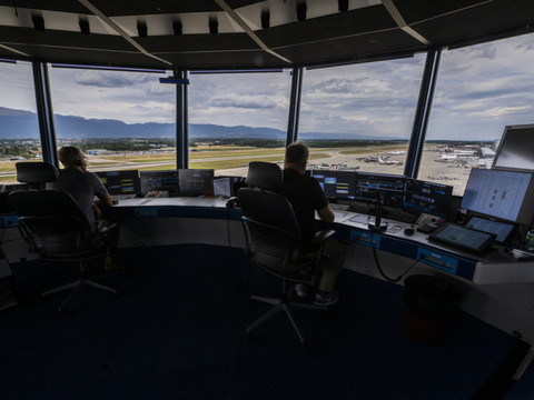 Skyguide réduit les capacités d'approche à l'aéroport de Genève