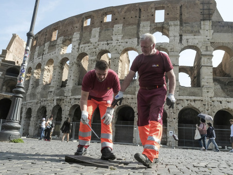 Italie: le taux de chômage en léger recul en avril, à 5,9%