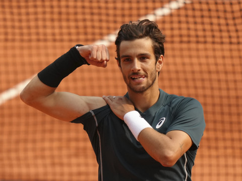 Musetti sort Tiafoe et attend Alcaraz en demi-finale