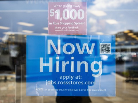 USA: l'emploi faible en mai, Trump peste contre la Fed