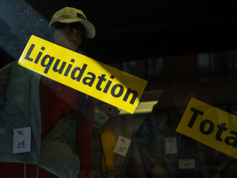 Les créations d'entreprises progressent, les faillites s'envolent