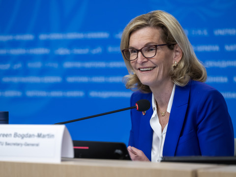 Quatre fois plus d'électricité aux centres de données qu'en moyenne