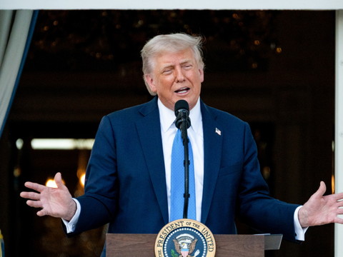 Donald Trump accentue son offensive contre les universités