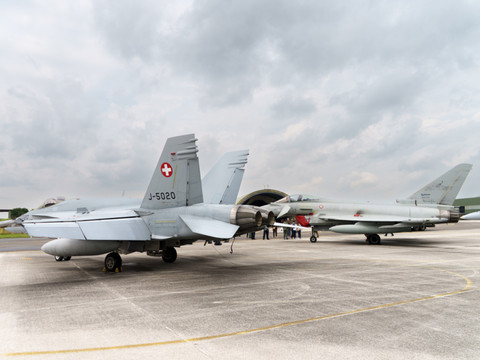 Exercice de F/A-18 suisses et de F-35 italiens à Istrana (I)