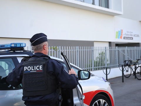 Une surveillante poignardée par un collégien à Nogent