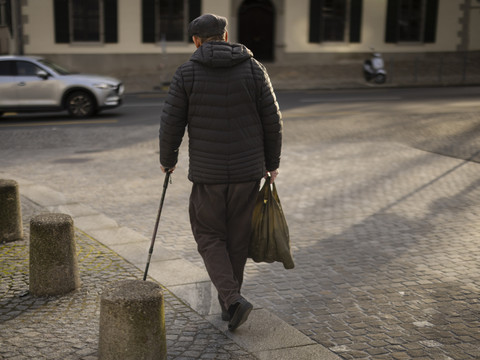 Maintien à domicile dans les PC: le Parlement boucle le projet