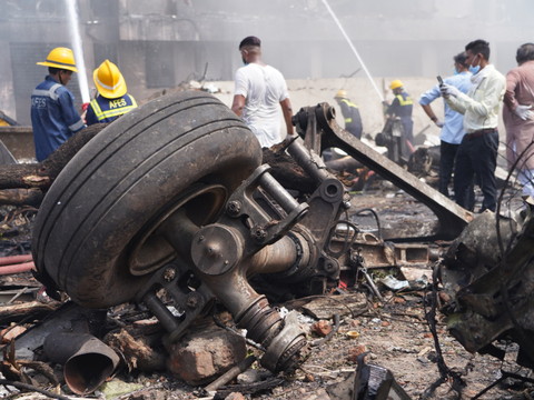 Une personne a survécu au crash du 787 d'Air India (autorités)