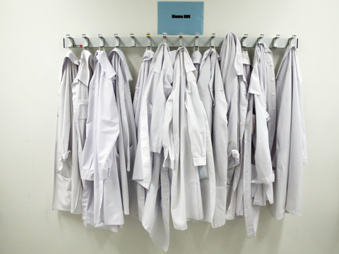 Une Convention contre les dangers biologiques approuvée à l'OIT