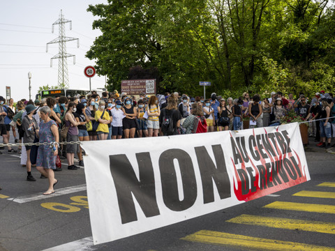 Manifestation contre le centre pour requérants du Grand-Saconnex