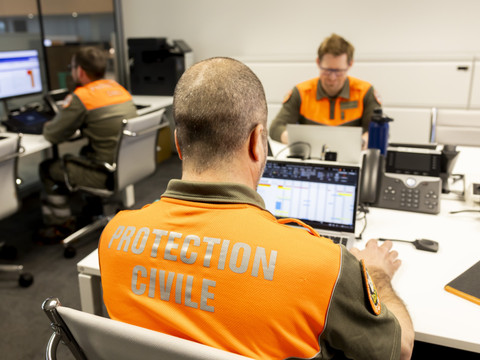 Vers une fusion entre protection et service civils