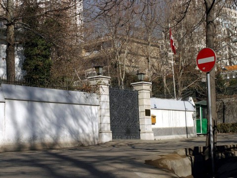 L'ambassadrice de Suisse en Iran a quitté Téhéran: ambassade fermée