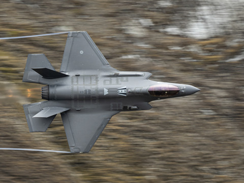 L'achat des avions F-35 pourrait coûter nettement plus cher
