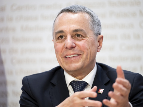 Pour Cassis, la situation mondiale a aidé le dossier européen