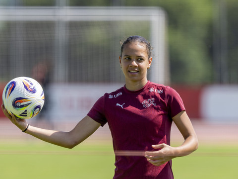 Iman Beney: bye bye Young Boys, hello Manchester City