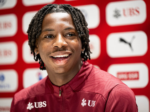 Bundesliga: Manzambi prolonge avec le SC Fribourg