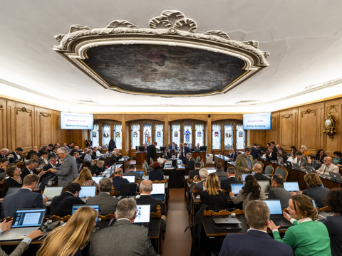 Les bourses d’études seront plus accessibles à Fribourg