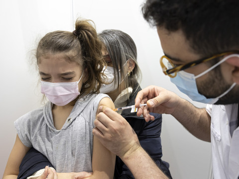 Le taux de vaccination des enfants stagne dans de nombreux pays
