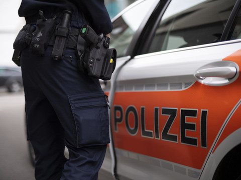 Un conducteur se tue en tombant dans le vide sur une route alpine