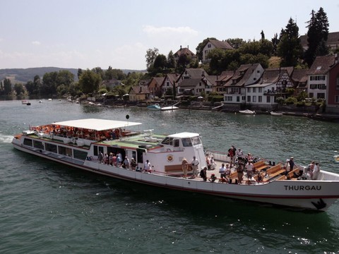 La canicule entrave la navigation sur le Rhin