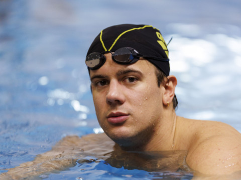 Ponti gagne le 50 pap' en 22''74 à Rome
