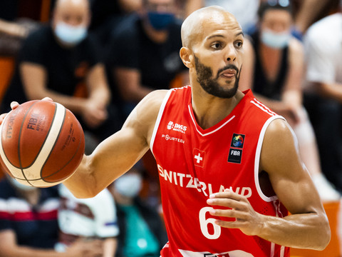 La Suisse en finale du Mondial de 3x3, une médaille historique