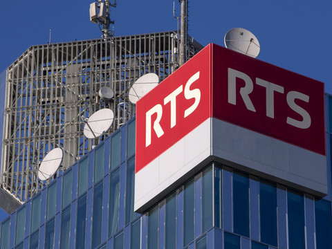 Contrainte à des économies, la RTS coupe dans ses effectifs