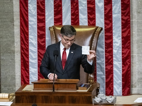 Victoire pour Trump avec l'adoption du projet de loi budgétaire
