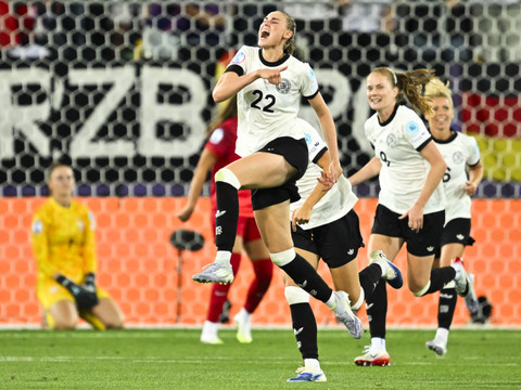 Euro dames: l'Allemagne domine la Pologne