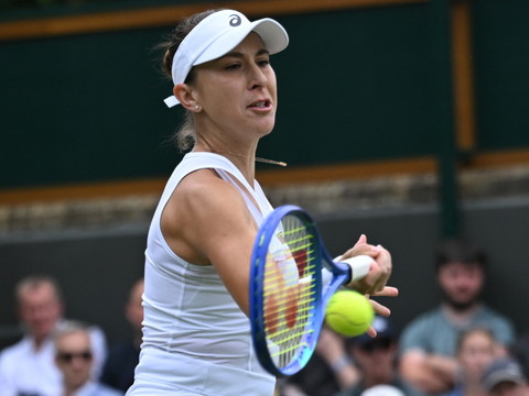 Bencic retrouve Alexandrova en 8e de finale à Wimbledon