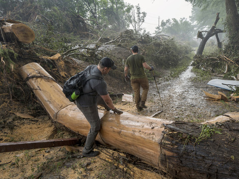 Texas: plus de 80 morts dans les inondations, l'espoir s'amenuise