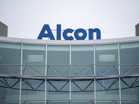 Alcon s'offre un dispositif contre la dégénérescence maculaire