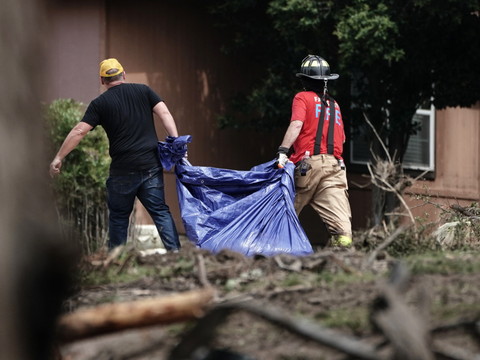 Les inondations au Texas ont fait plus de 100 morts