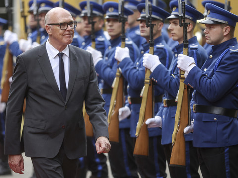 Martin Pfister souligne l'importance de la Swisscoy au Kosovo