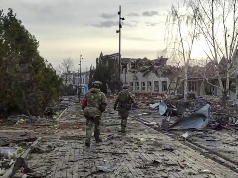 Trois morts dans une attaque de drones ukrainiens à Koursk