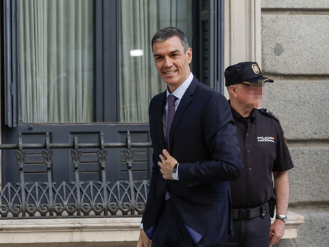 Espagne: Sánchez annonce 