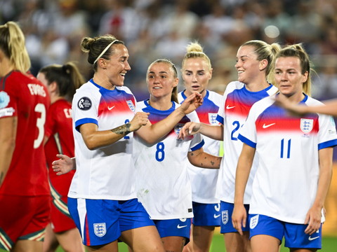 Stades pleins et buts à profusion: l'Euro dames est un succès
