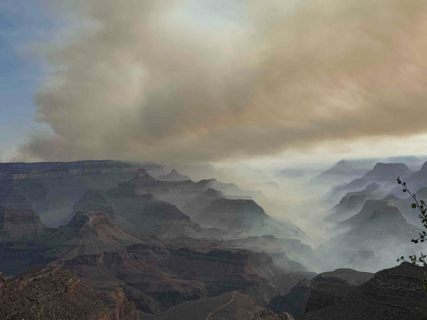 Le Grand Canyon ferme sa rive nord pour le reste de la saison