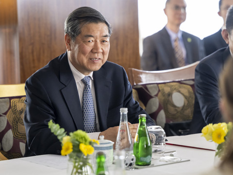Pour la Chine: le monde est en proie à des 