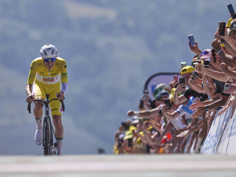 Tour de France: Tadej Pogacar creuse encore l'écart