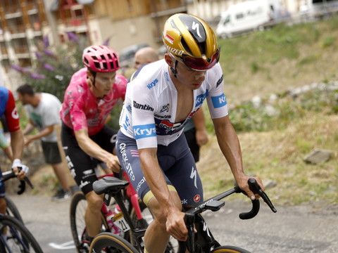 Remco Evenepoel abandonne dans le Tourmalet