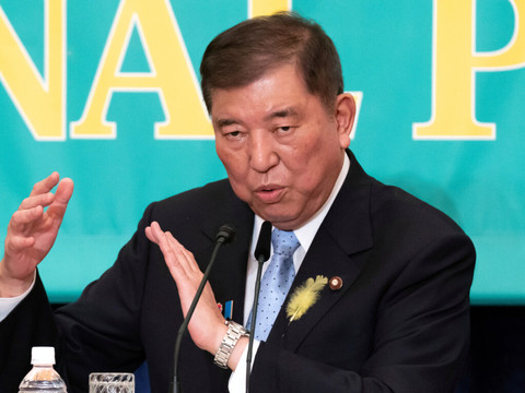 Japon: revers électoral projeté pour le Premier ministre Ishiba
