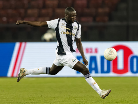 Zurich rompt le contrat de Mendy