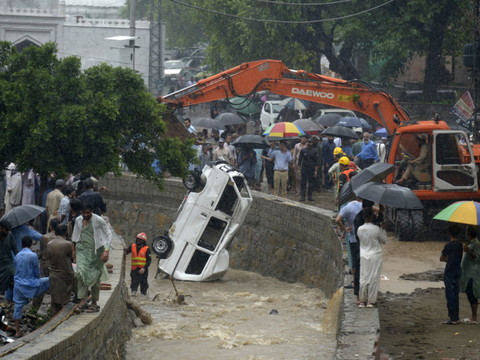 Pakistan: 221 morts depuis le début de la mousson fin juin