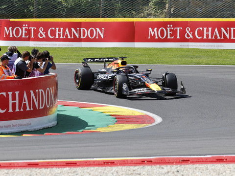 Verstappen gagne le sprint à Spa-Francorchamps